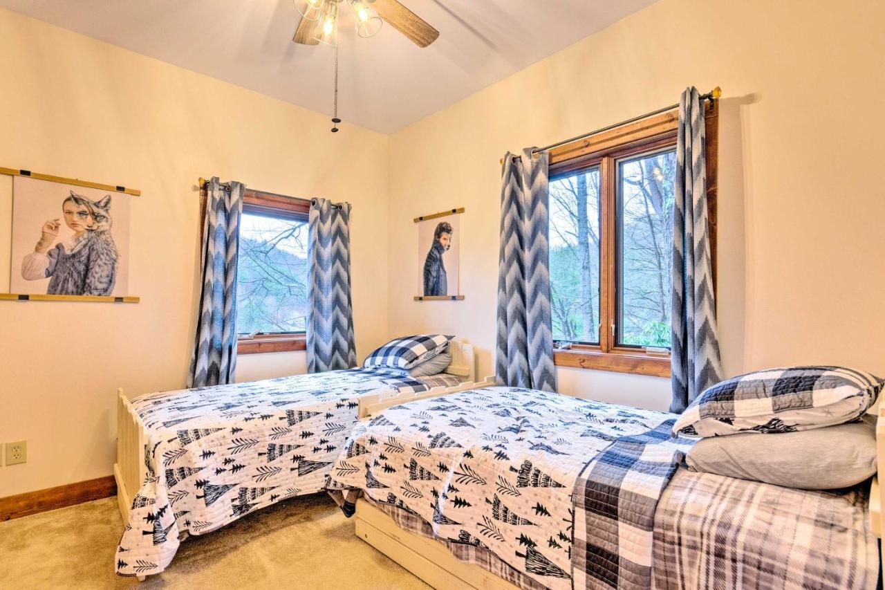 Mountain Cabin With Fire Pit, Walk To Golf And Fishing Вилас Экстерьер фото