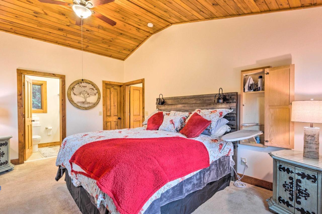Mountain Cabin With Fire Pit, Walk To Golf And Fishing Вилас Экстерьер фото